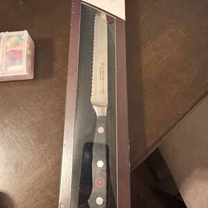 Wüsthof 5 Inch Serrated Utility Knife - New